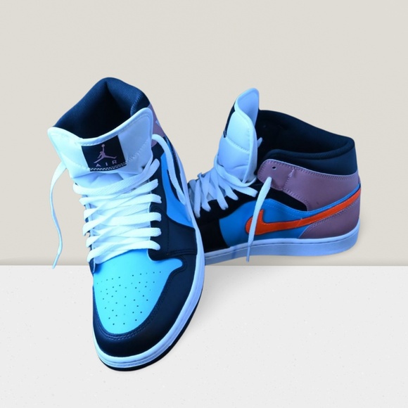 Hand-Painted Nike Air Force Sneakers – Baby Blue Custom Design - Picture 3 of 4